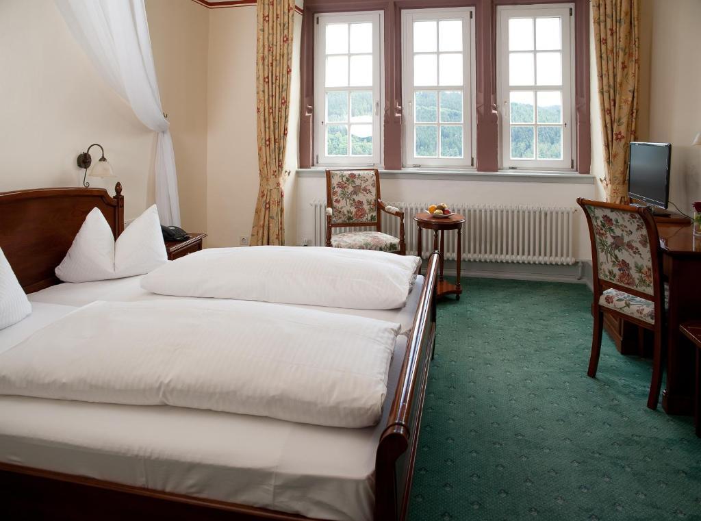 Schlosshotel 希尔施霍恩 客房 照片