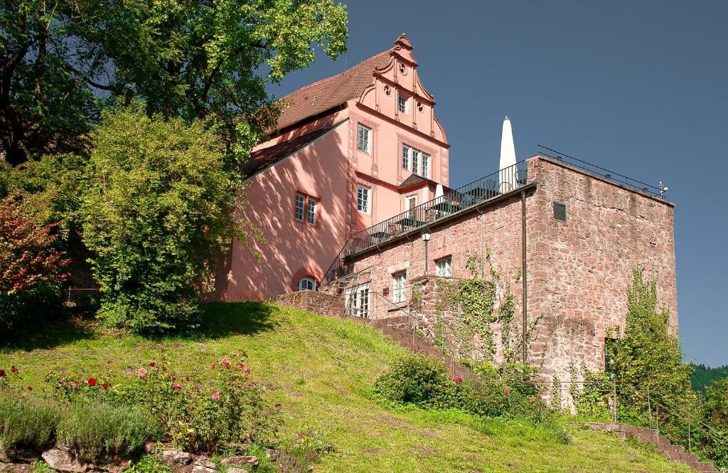 Schlosshotel 希尔施霍恩 外观 照片