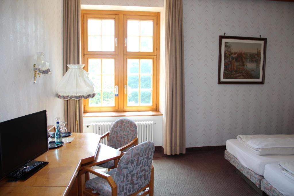 Schlosshotel 希尔施霍恩 客房 照片