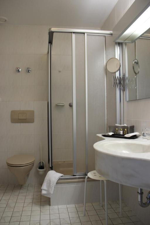 Schlosshotel 希尔施霍恩 客房 照片